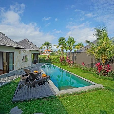Dusun Ubud Luaran gambar