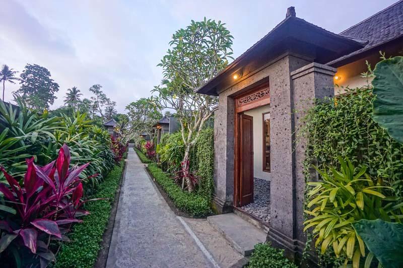 Dusun Ubud Luaran gambar